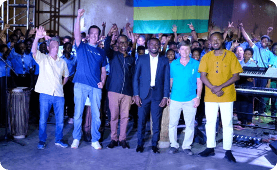 Group cheering event